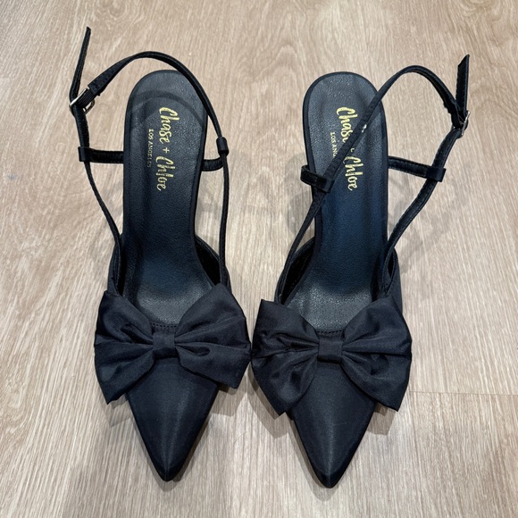 Chase + Chloe Black Pointed Slingback Heels with Bow - Picture 3 of 13